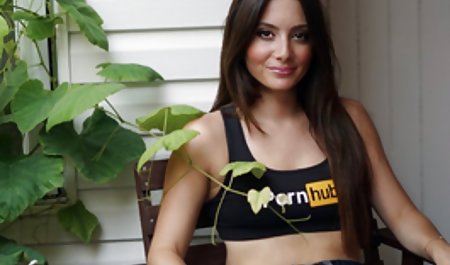 Sexbomb فیلمسکسیکامل در انگلستان رده بالغ بسیار حساس است.