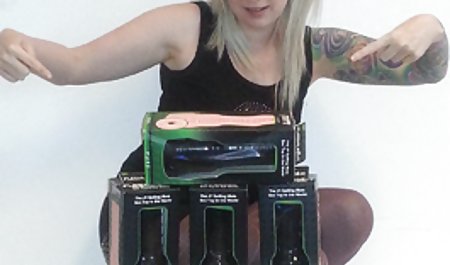 بیشتر دختر سرگرم کننده dildo فیلم سکس داستانی کامل